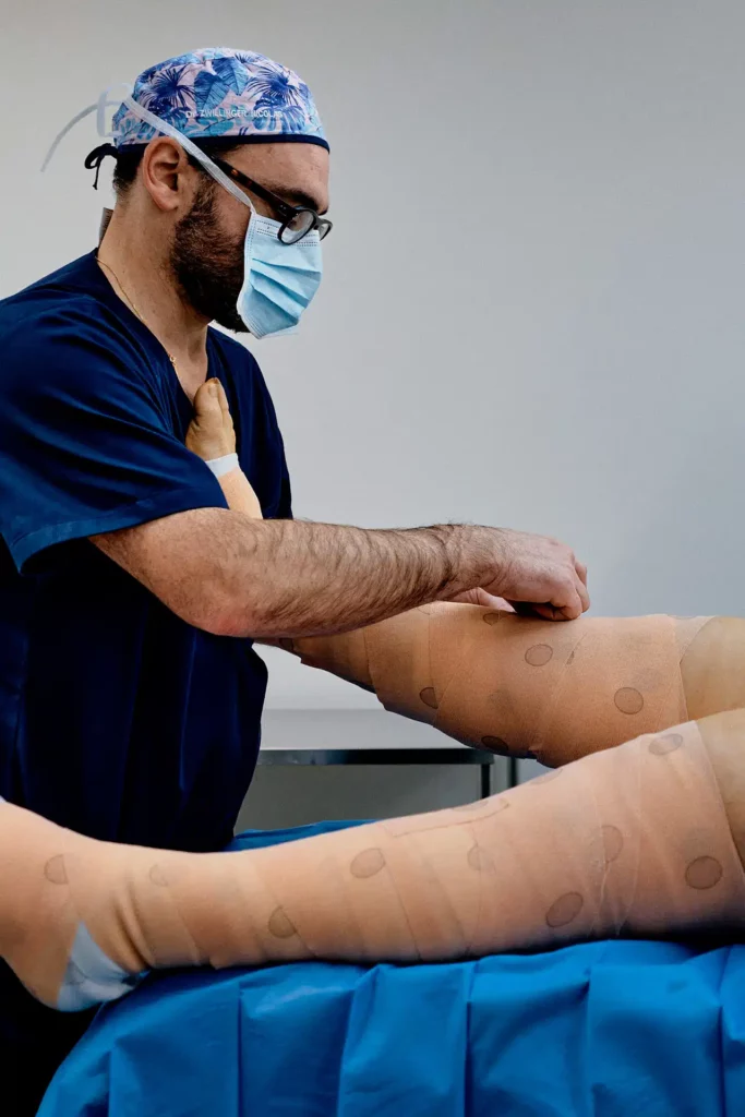 Les 3 points forts de la Clinique du Lipœdème France la clinique du lipoedeme 3 points forts